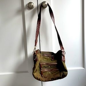 TOD’s green and brown nylon Pashmy bag